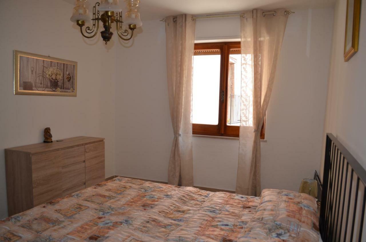 La Casa Di Angelo Hotel Bosa Luaran gambar