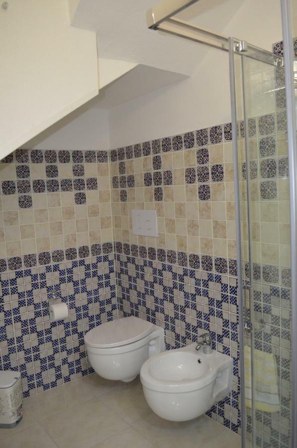La Casa Di Angelo Hotel Bosa Luaran gambar