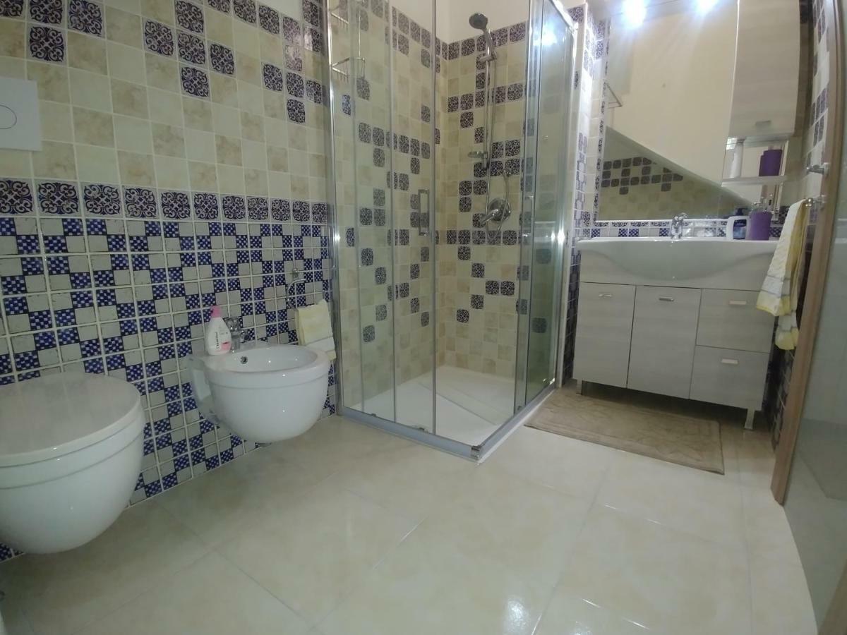La Casa Di Angelo Hotel Bosa Luaran gambar